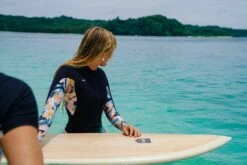 O'Neill Womens Bahia 1/0.5mm Full-Zip Wetsuit Jacket - Black/Demiflor -Mystic Sale 4933 hw5 4 9504x6336 5ae2bea5 2e35 4961 9148 cbd87e5868e1