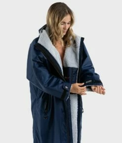 Dryrobe Advance Long Sleeve Change Robe - Navy / Grey 14 Dryrobe Advance Long Sleeve Change Robe - Navy / Grey -Mystic Sale navy grey 4 2024x2024